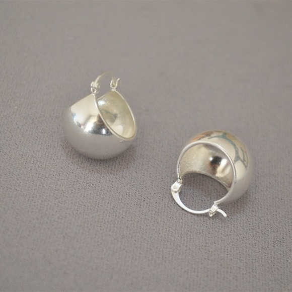 💎PRICE🔻 My fav - Retro Statement Earrings - large Gold/Silver Bells - Picture 7 of 7